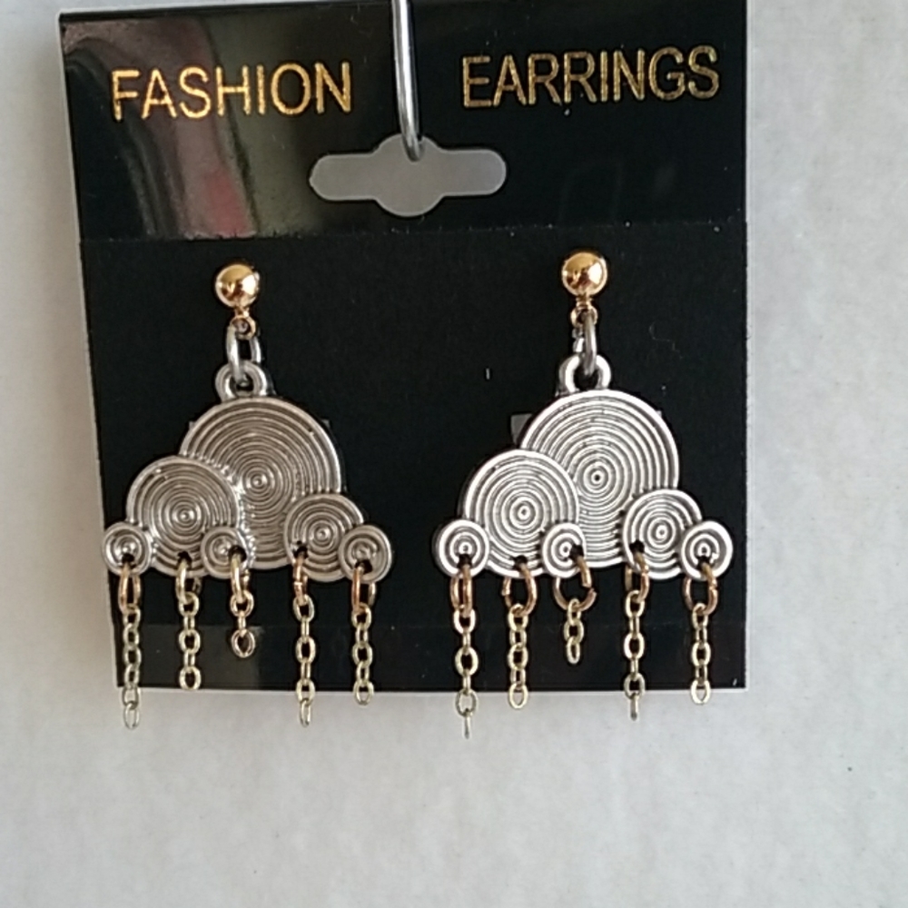 Womens silver & gold rain cloud earrings